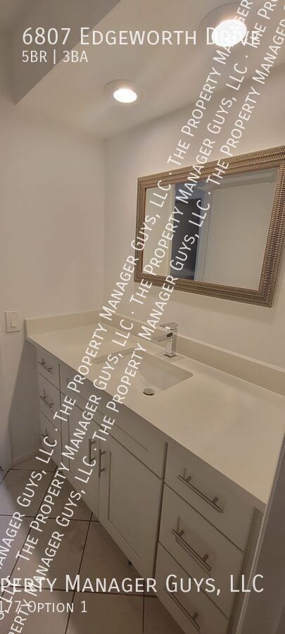 Building Photo - 6807 Edgeworth Dr