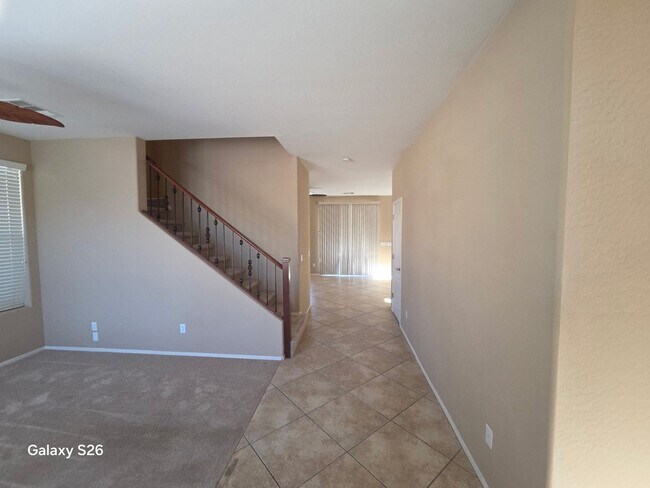 Building Photo - 21091 E Munoz St