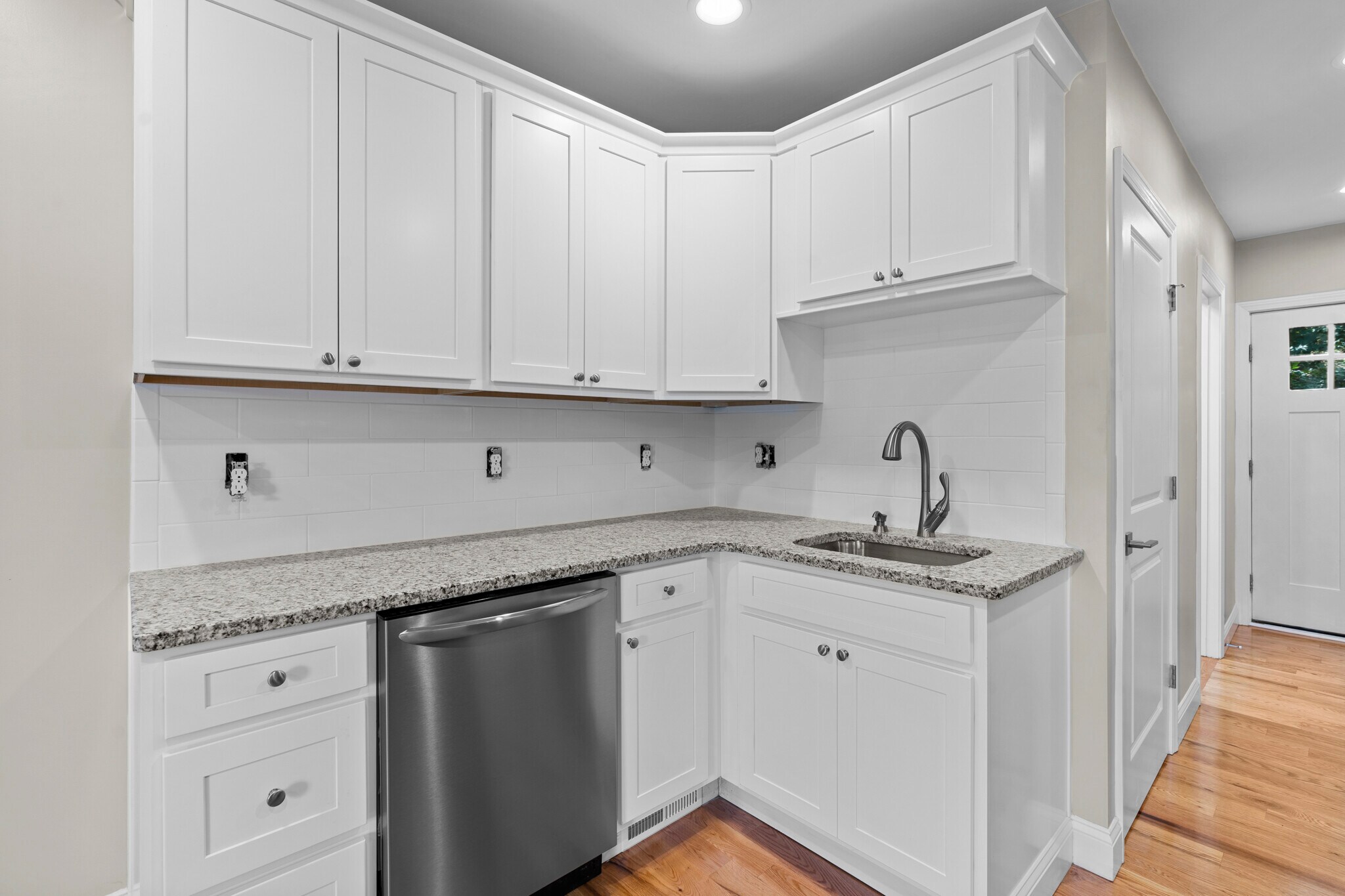 Building Photo - 376 Arnolds Neck Dr