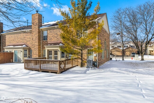 Building Photo - 313 Cromwell Ct