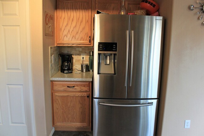 Building Photo - 10757 Deer Meadow Cir