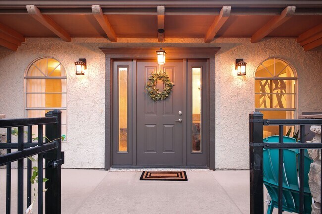 Building Photo - Woods of Shavano Dream