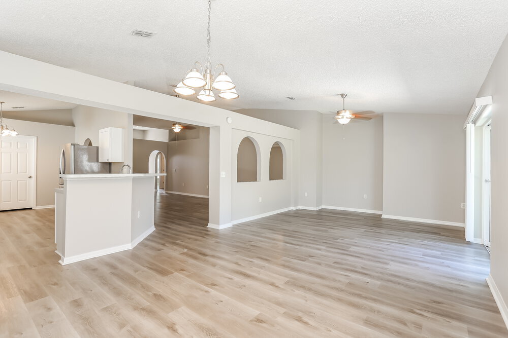 Building Photo - 10415 Song Sparrow Ln