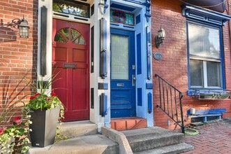 Building Photo - 426 1/2 Boas Street