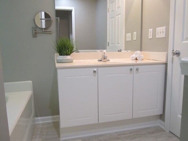 Building Photo - Beautiful Updated Home in Desirable Starmo...