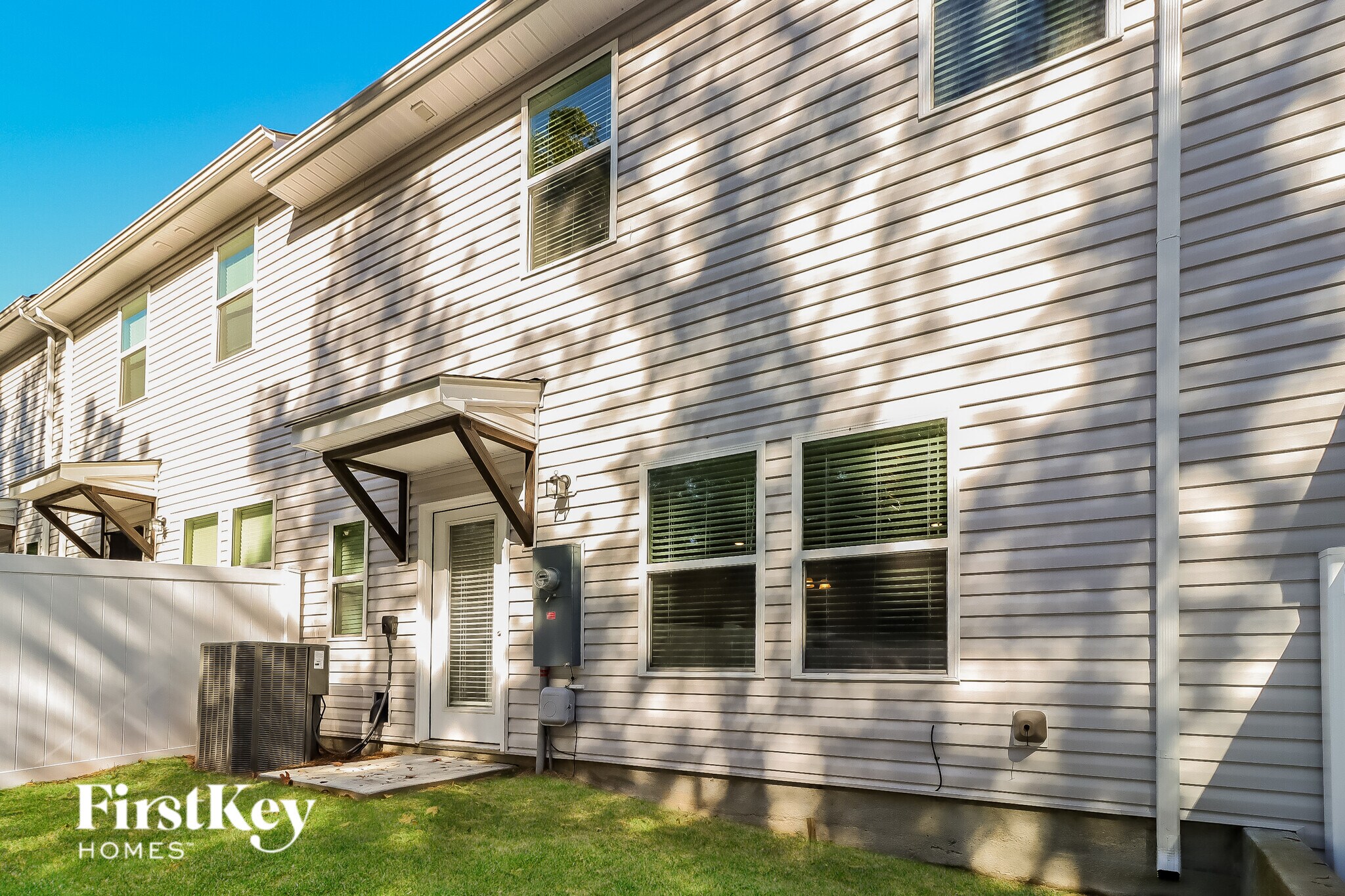 Building Photo - 2092 Cypress Village Dr NW