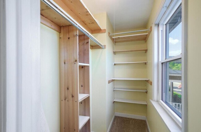 Building Photo - Open House Sat 20th 5 - 6 PM - Please Stop By