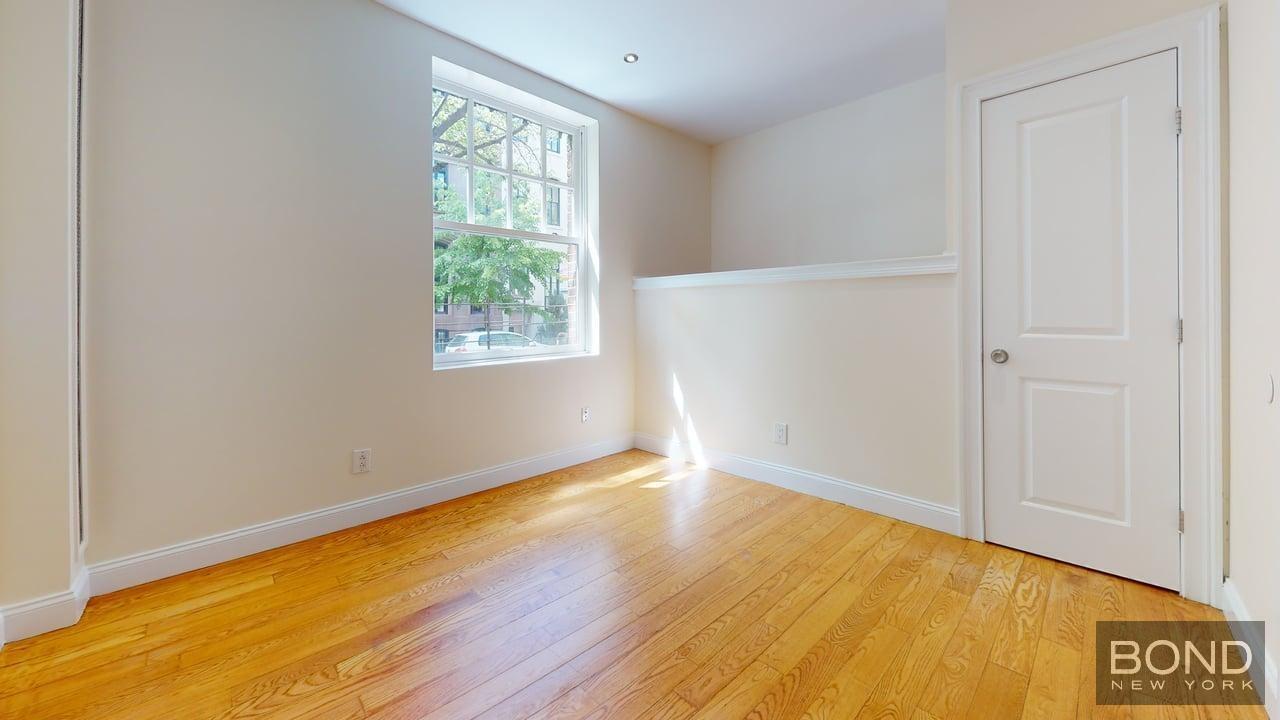 Building Photo - 207-209 West 11th Street