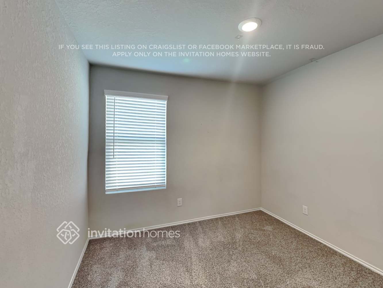 Building Photo - 3238 Kornberg Dr