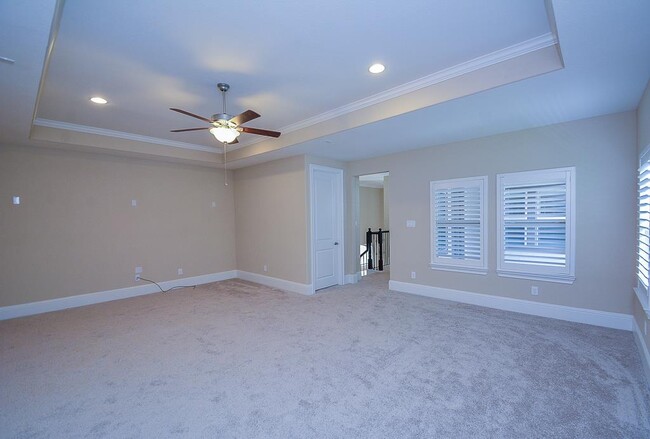 Building Photo - 15907 Court St