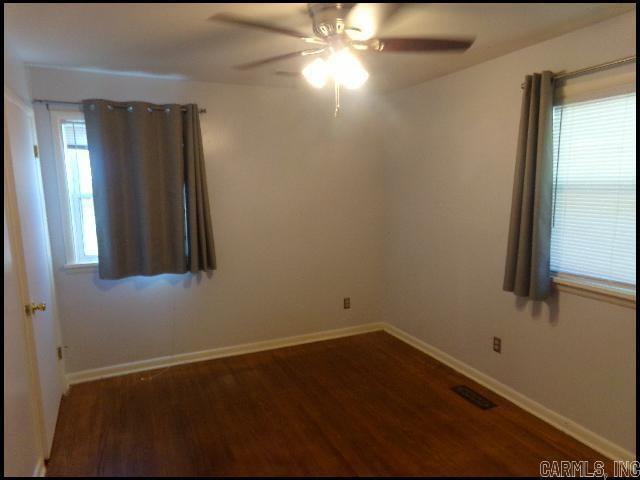 Building Photo - 9910 Brooks Ln