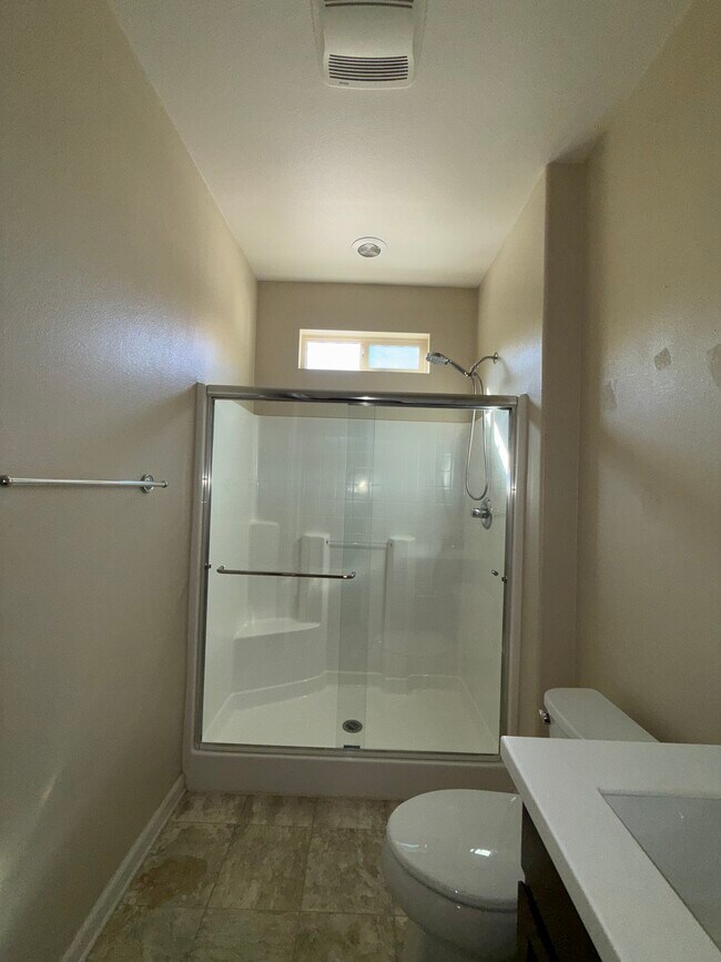 Building Photo - Chervil Way