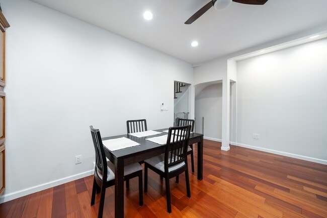 Building Photo - 67A Columbia Ave