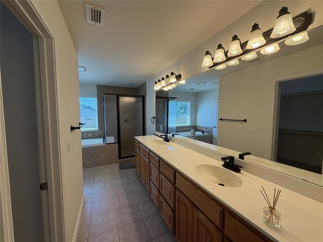 Building Photo - 1001 Meadow Creek Dr