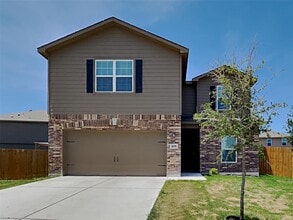 Building Photo - 105 Pettigrew Ct