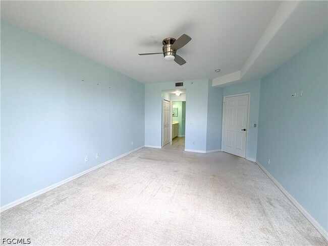 Building Photo - 4013 Palm Tree Blvd