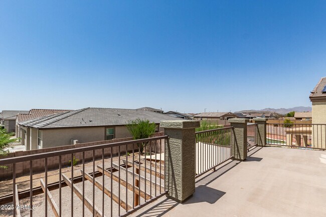Building Photo - 5722 S 240th Dr