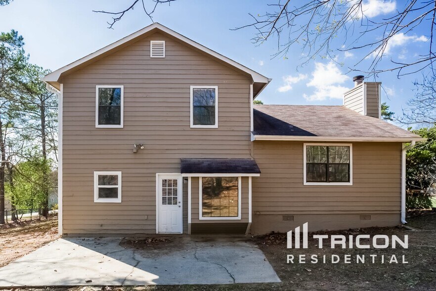 Building Photo - 2740 Chickory Hill