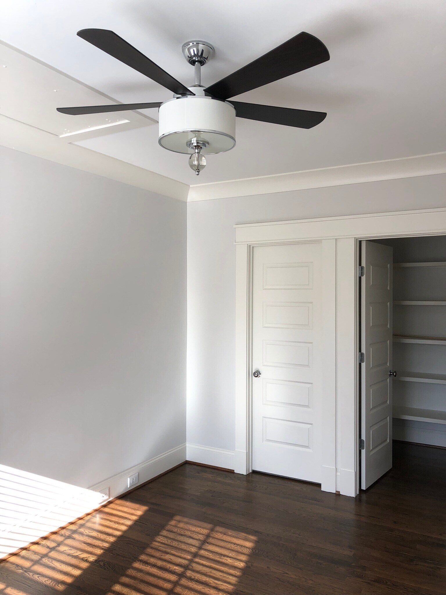 Bedroom - 2121 Roslyn Ave