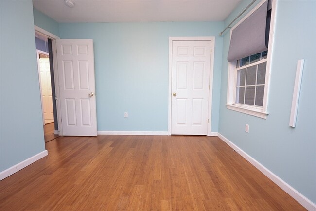 Building Photo - 55 Glenrose Ave