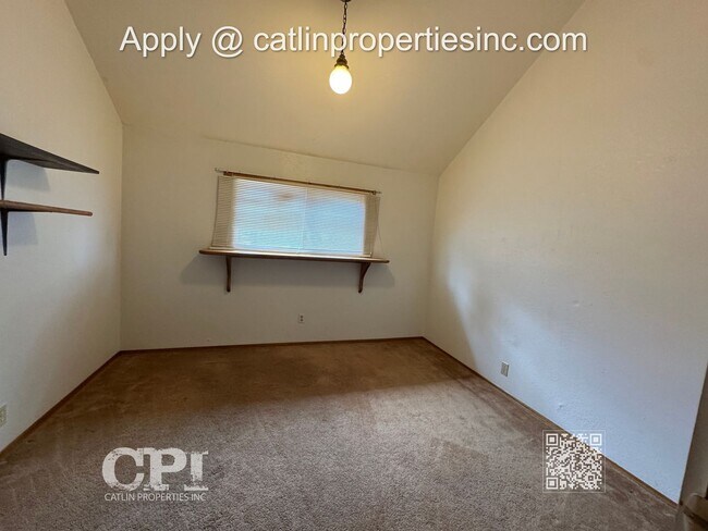 Building Photo - MOVE IN SPECIAL -  1/2 FIRST MONTHS RENT!!