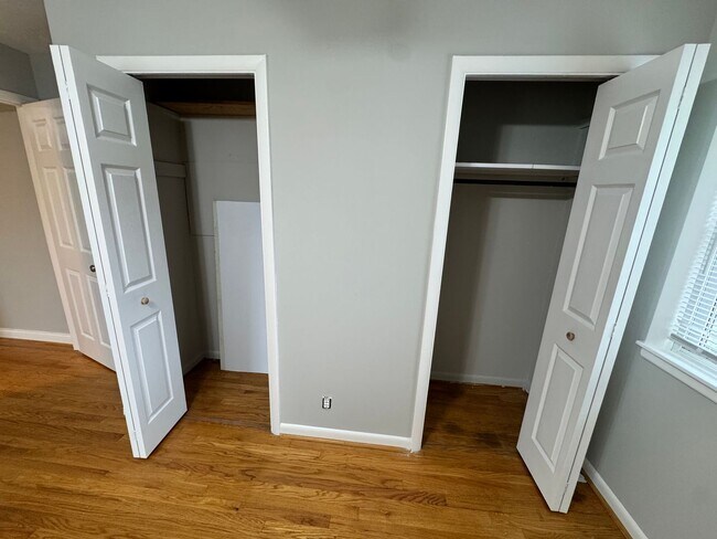 Building Photo - Spacious 4 Bedroom in Fern Creek