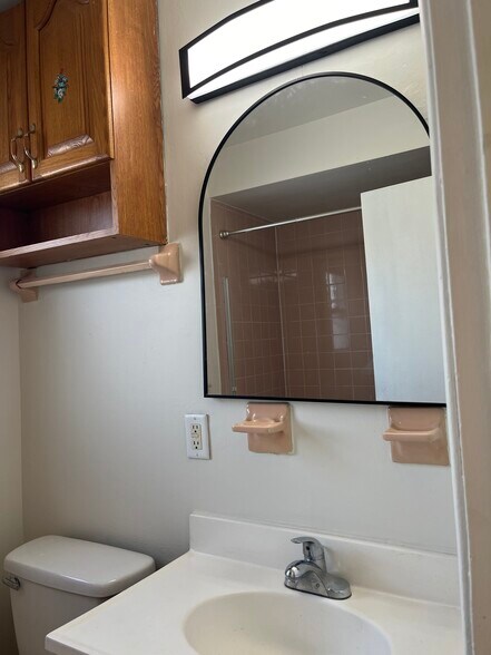 Building Photo - 142 Shaler Ave