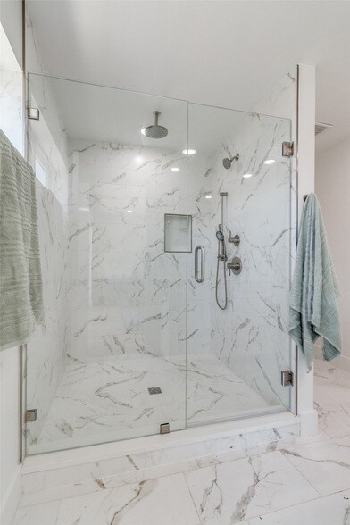 Building Photo - 4701 San Jacinto St