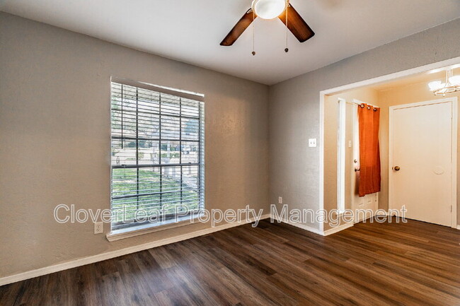 Building Photo - 5102 Staplehurst St
