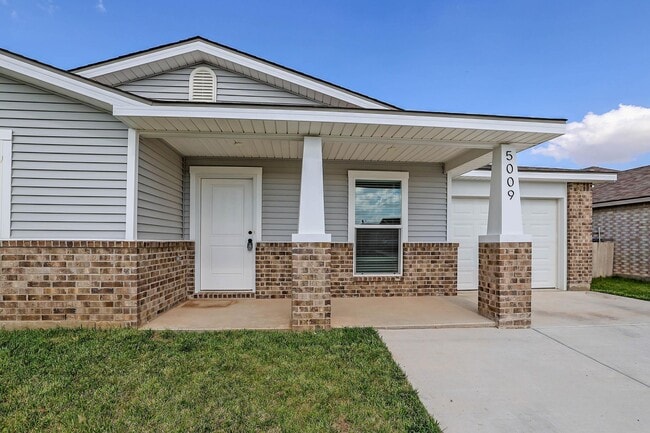 Building Photo - 5009 Stoney Fork St