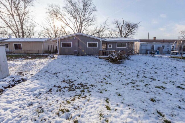 Building Photo - 3798 Rutledge Dr
