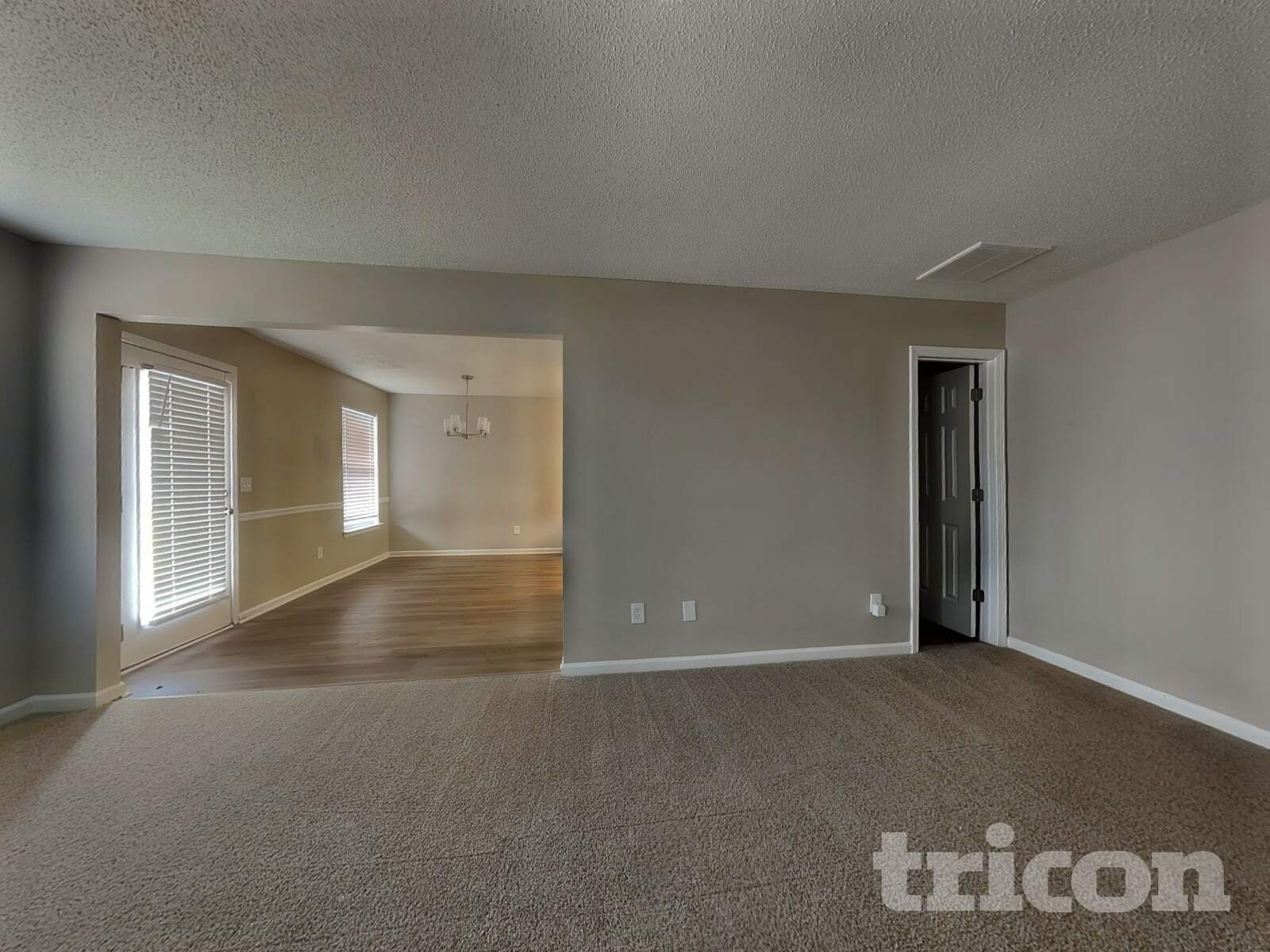 Building Photo - 4928 Bryant Dr