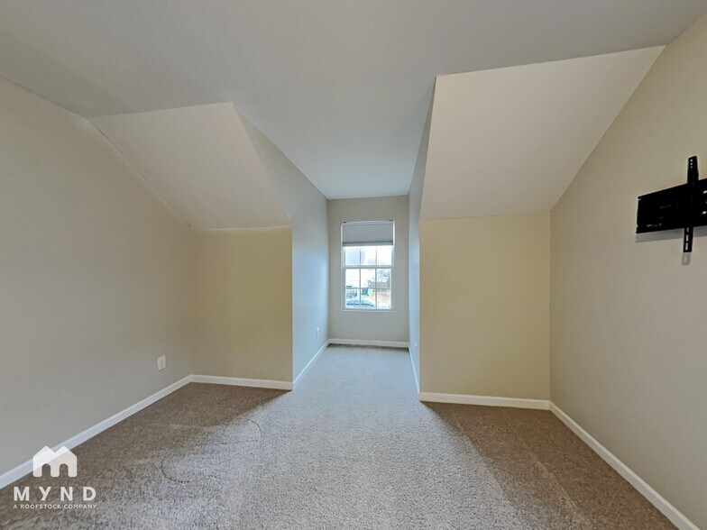 Building Photo - 3818 Chehaw Dr