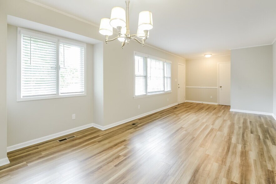 Building Photo - 108 Von Dale Dr