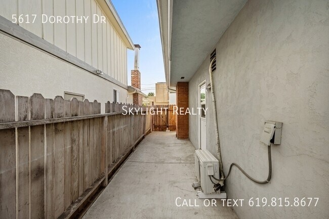 Building Photo - 5617 Dorothy Dr