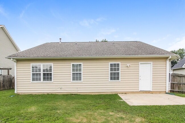 Building Photo - 6133 Goldenfield Dr