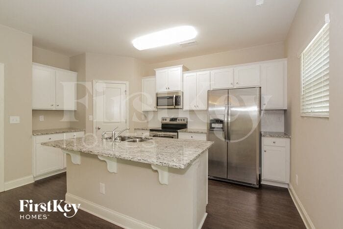 Building Photo - 9545 Blue Knoll Ct