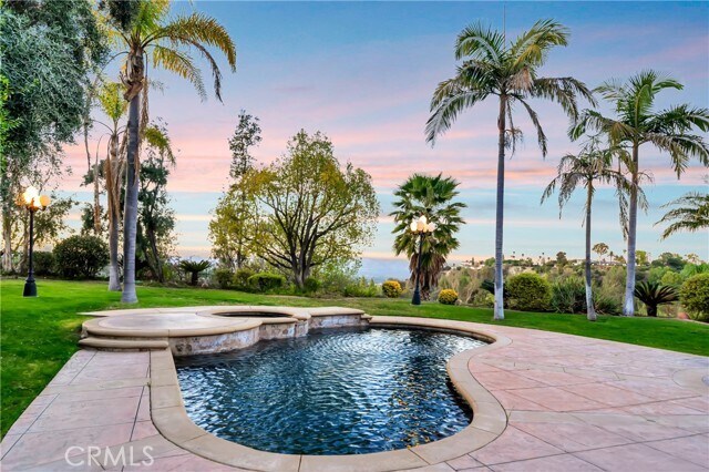 Building Photo - 4165 Elm View