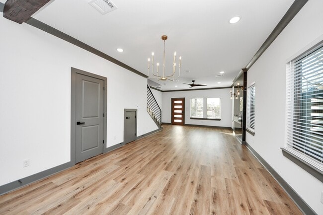 Building Photo - 7925 Ritz St