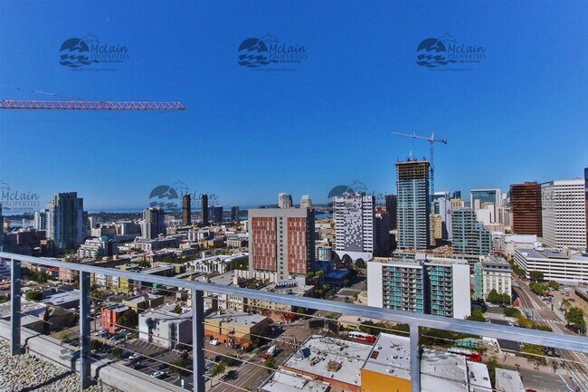 Building Photo - 1080 Park Blvd