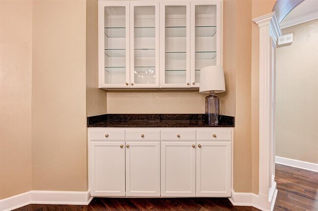 Building Photo - 1500 Duffner Dr