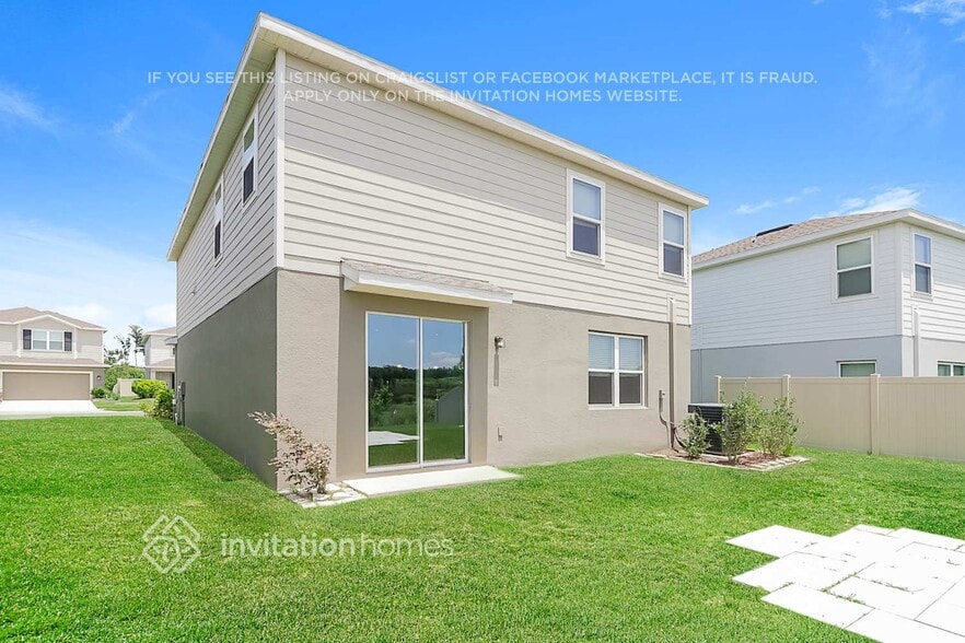 Building Photo - 10479 Hawks Landing Dr
