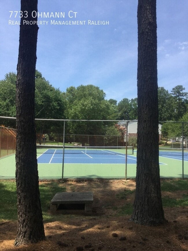 Building Photo - 7733 Ohmann Ct