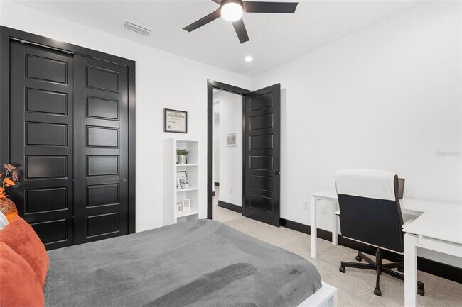 Building Photo - 8756 Windlass Cv