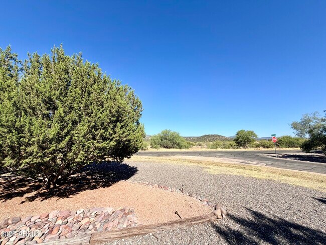 Building Photo - 4990 E Geronimo Rd