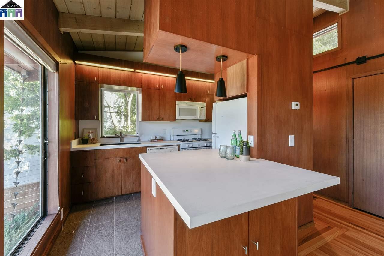 Building Photo - 1427 Grizzly Peak Blvd