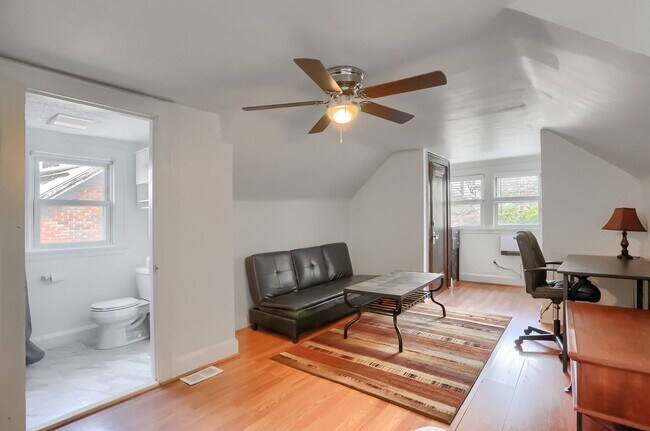 Building Photo - 3409 Portola Ave