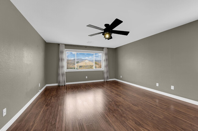 Building Photo - 4319 N Thunder Twice St