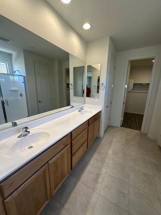 Building Photo - BRAND NEW ++ 2026 BUILT PEORIA HOME ++ 4 BED + DEN, 3 BATH ++ POOL