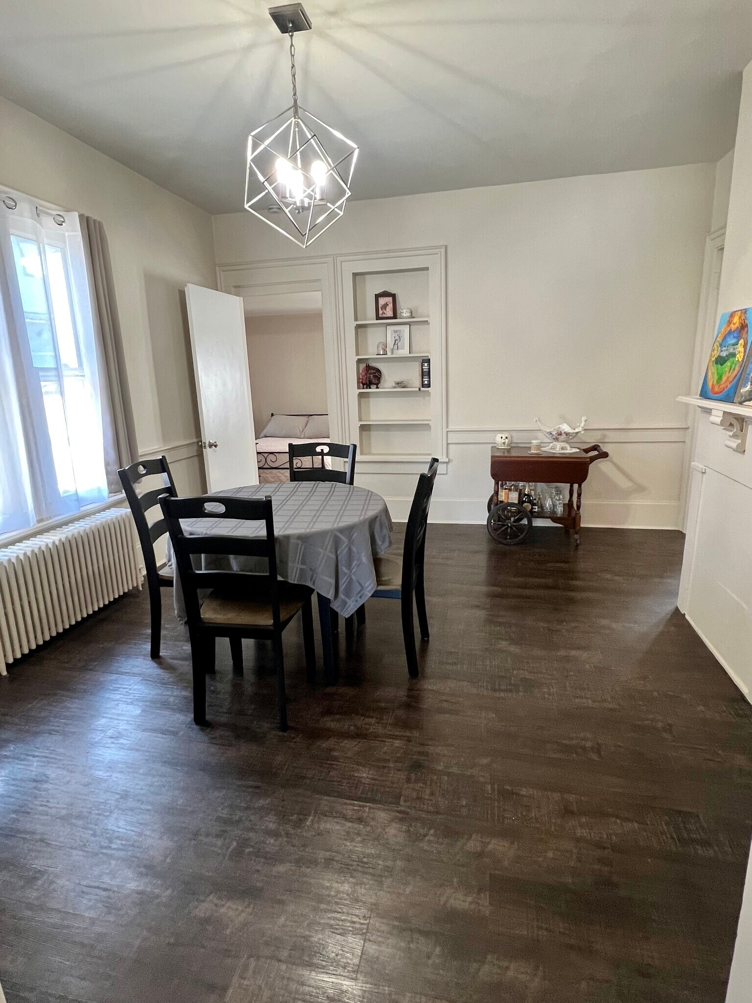 Building Photo - 24 N Chestnut St